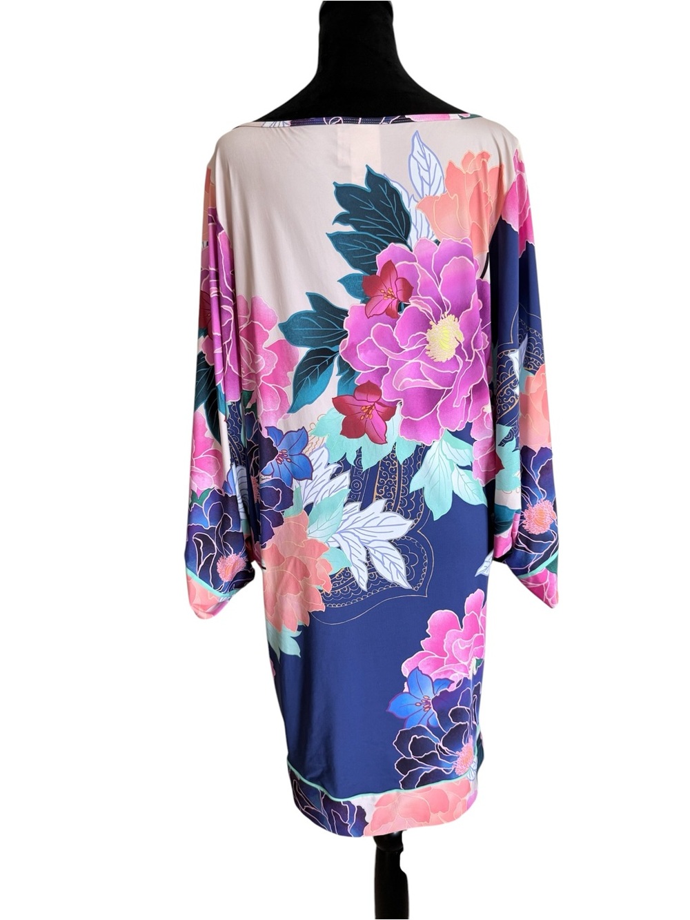 Trina Turk Opulent Oasis Floral Swim Cover-Up/Tunic Dress Resort Wear. Size L - Picture 5 of 9
